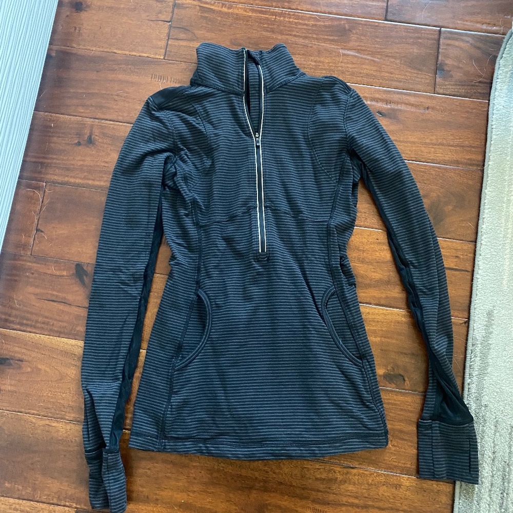 Lululemon quarter zip pullover